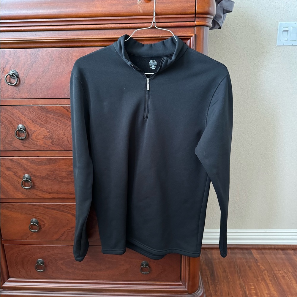 Marker men’s black, 1/4 zip, long sleeve Polartec.  Size XXL.